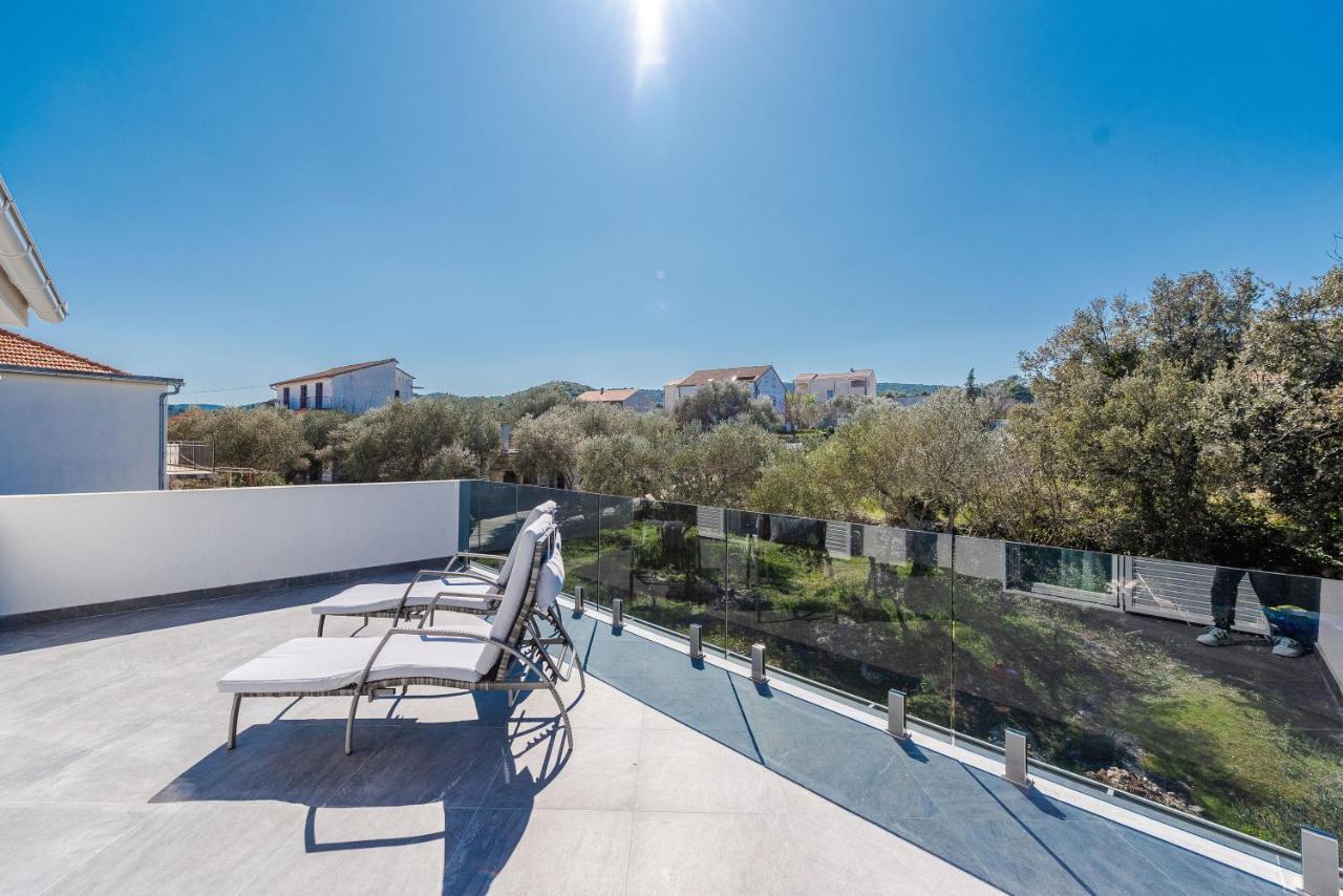 Villa Charm Tkon Εξωτερικό φωτογραφία