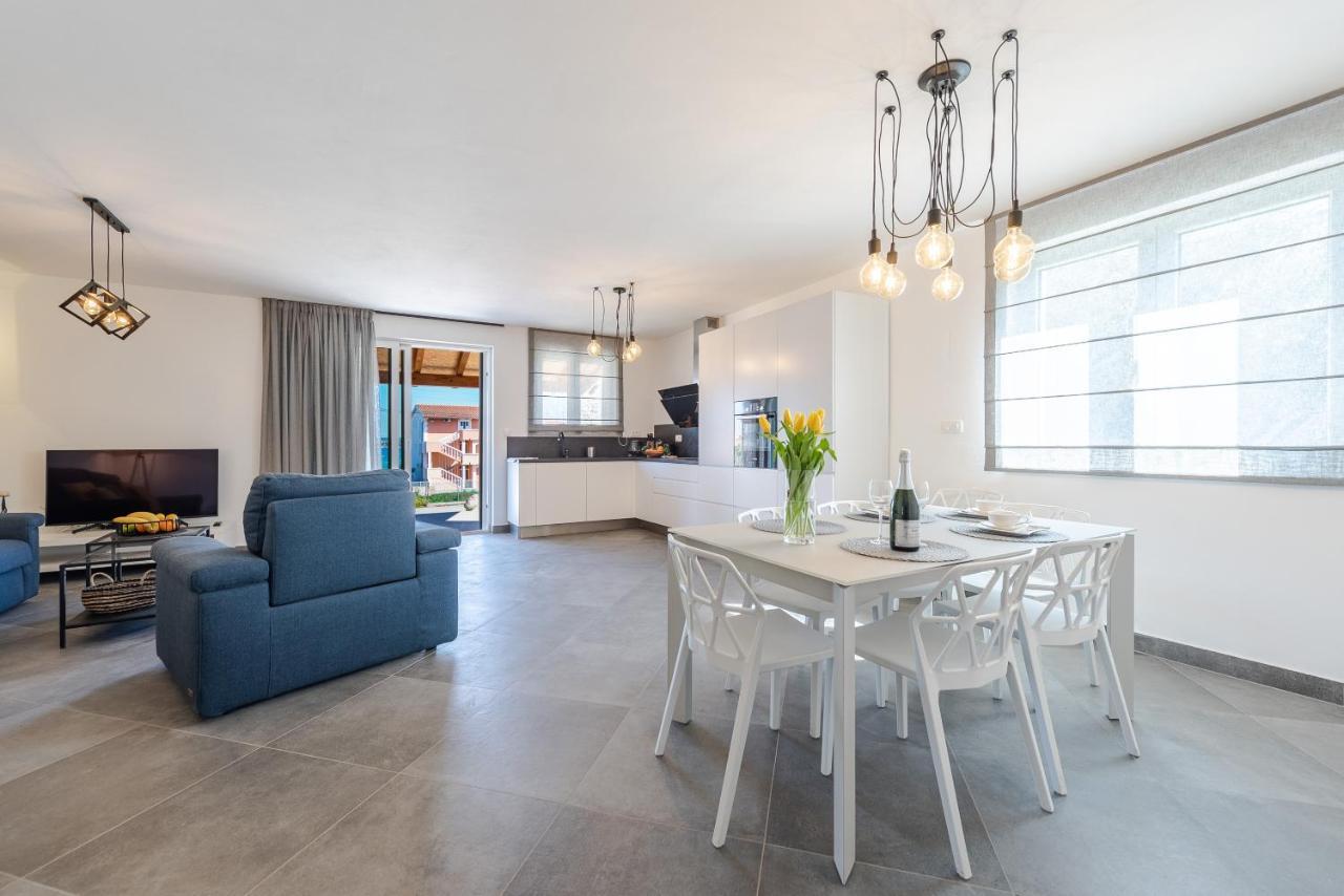 Villa Charm Tkon Εξωτερικό φωτογραφία
