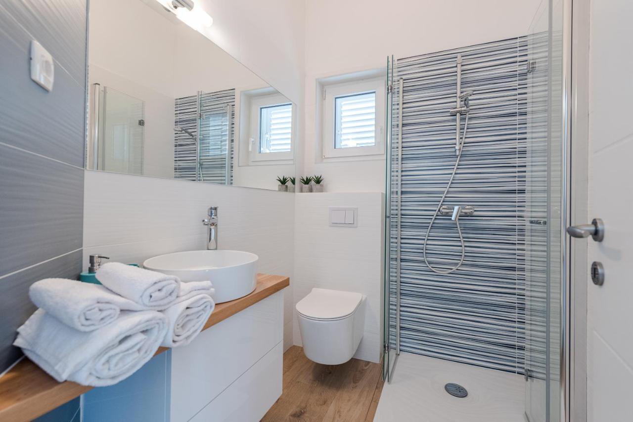 Villa Charm Tkon Εξωτερικό φωτογραφία
